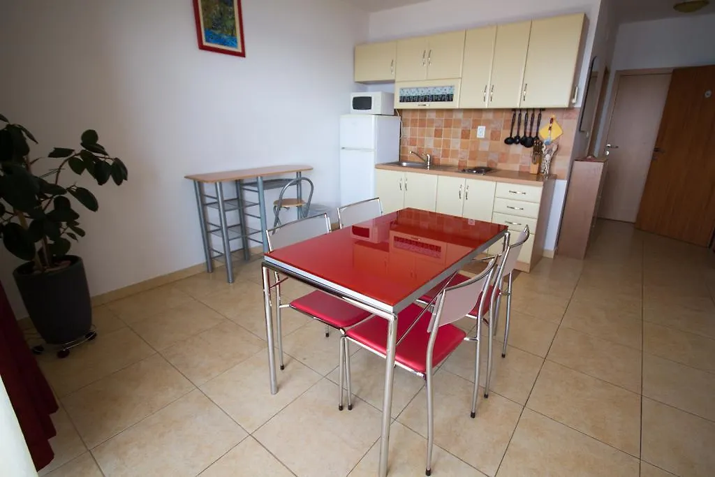 Apartments Jasna Trogir 0*,