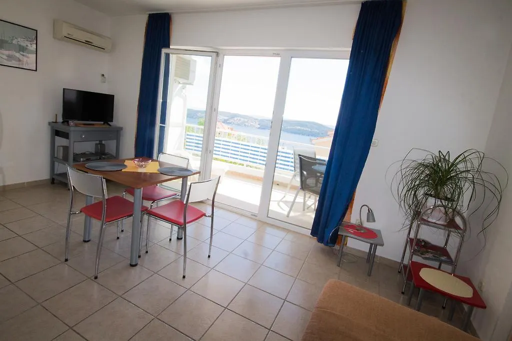 Apartments Jasna Trogir Chorvatsko